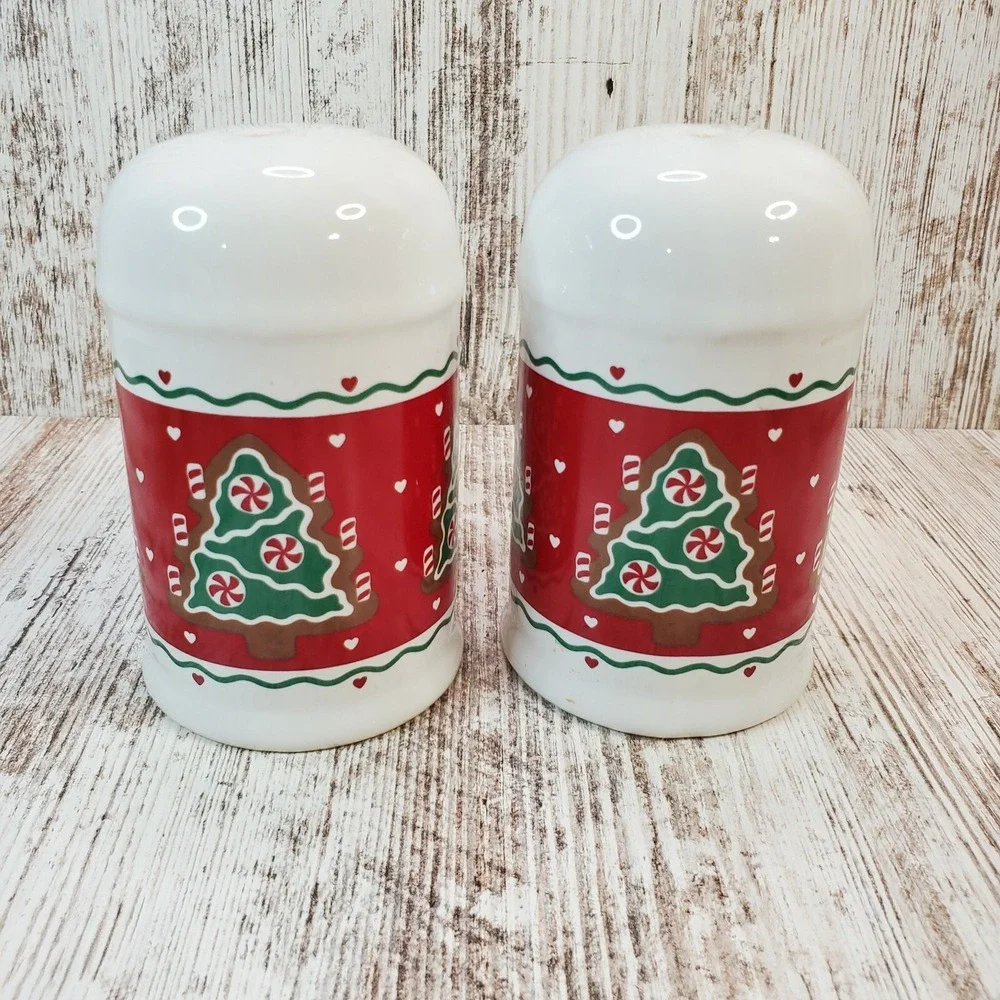Vtg New Avenues Nutcracker Sweets Christmas Shakers Set of 2 Crafted in Taiwan